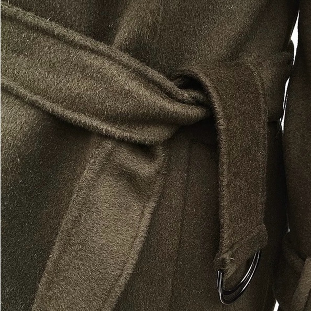 Stylish Olive Green Trench Coat 100% Wool - Picture 2 of 7